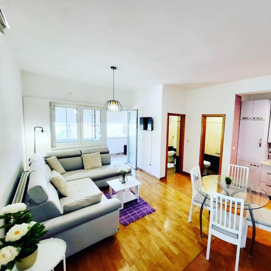Malinsummer Apartments 马林斯卡 外观 照片